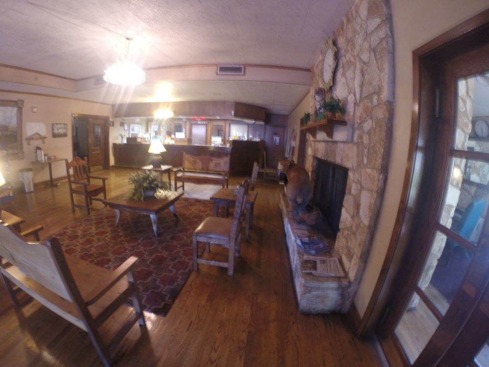 Executive Inn And Suites Waco Εξωτερικό φωτογραφία